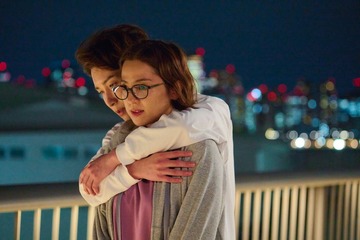 「青島くんはいじわる」青島（渡辺翔太）、雪乃（中村アン）をバックハグ 直球告白に反響「トレンディ」「王道展開に悶絶」 画像