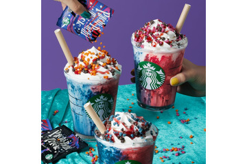 スタバ、“パチパチ”刺激を足すハロウィン限定トッピング登場 「メラ メーラ フラペチーノ」とも相性抜群 画像