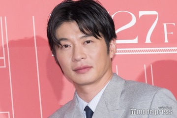 田中圭、撮影合間の姿を暴露され赤面「お腹空いてたんだね（笑）」【私にふさわしいホテル】 画像