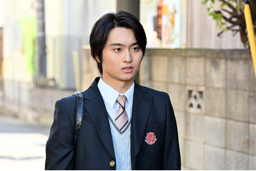 奥平大兼「御上先生」撮影で感じた松坂桃李のすごさ「学園モノをやっていないと見られない」気づきとは【インタビュー】 画像