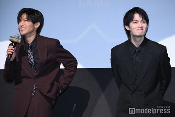 Snow Man目黒蓮＆M!LK佐野勇斗、サプライズ登場に会場歓喜 観客の反応確認「興奮して火照ってらっしゃる」【トリリオンゲーム】 画像