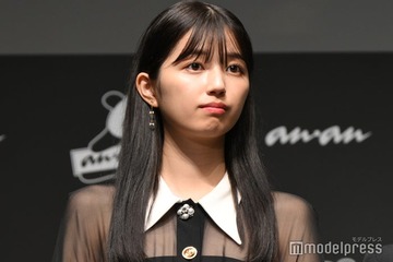 乃木坂46五百城茉央、写真集決定時はドッキリ疑う 先輩の歴代ソロ写真集チェック「全員のに目を通した」 画像