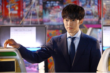 日曜劇場「御上先生」御上（松坂桃李）回想シーンが本人とリンク？小道具に注目集まる「細かい演出に脱帽」「遊び心満点」 画像