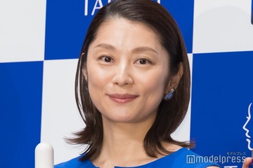 小池栄子、美スタイル際立つドレス姿 “グラビア真っ盛り”時代を回顧「ものすごい野性的」 画像