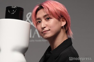Snow Man佐久間大介、ピンク髪は自ら調整 “お揃いヘア”になれる方法伝授に河北裕介氏も唸る「上級者」 画像