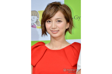 芹那、“常に張り付いていた”パパラッチとの攻防戦明かす「1番テレビに出てた時のクリスマスの日に」 画像