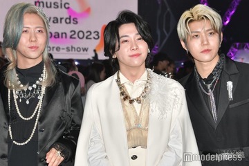 Mrs. GREEN APPLE、なりすましアカウントに注意喚起「トラブルに巻き込まれる恐れがございます」 画像