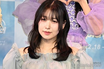 ME:I・MOMONA（笠原桃奈）、ディズニーシーでのプライベート写真公開「遭遇したい」「帽子似合いすぎ」反響続々 画像