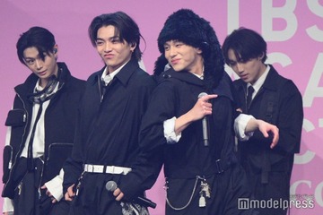 WILD BLUE、全身ブラック衣装で3曲パフォーマンス 山下幸輝出演「御上先生」毎週感想くれるメンバーは？【TBS AKASAKA COLLECTION】 画像