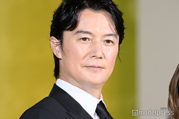 福山雅治、1990年と2010年の比較ショット公開「年を重ねるごとに色気が増してる」「どの時代も男前」の声 画像