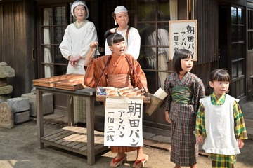 朝ドラ「あんぱん」ヤムおんちゃん（阿部サダヲ）が調達した“アイテム”に注目集まる「アンパンマン号がモデル？」「修理してるところも重なる」 画像