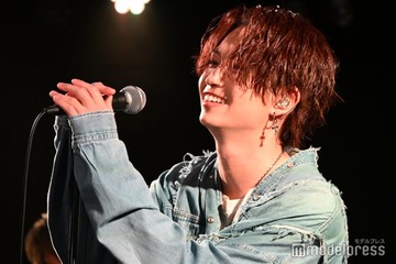 綱啓永「女神降臨」イメージソングMV制作現場に独占潜入 ミニライブも開催【運命だよな】 画像