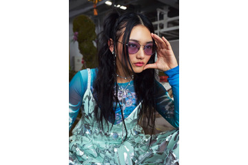 櫻坂46山崎天、メガネブランド「Zoff」モデルに起用 アーティストコラボ第1弾に登場 画像