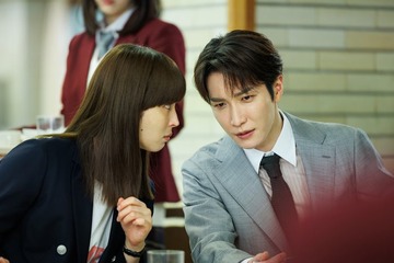 【なんで私が神説教 第3話】静、生徒の“ママ活”問題解決に動く 画像