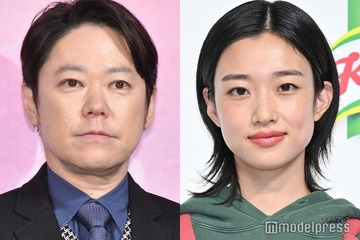 阿部サダヲ＆河合優実「あんぱん」衣装での「ふてほど」親子ショット 日付・手元にも注目集まる「狙ってる？」 画像