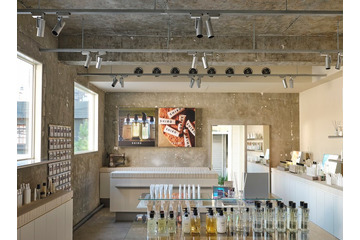 SHIROが韓国・聖水に新店舗 限定の香り＆“ハーブブレンダーラボ”が登場 画像