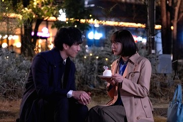 「子宮恋愛」まき（松井愛莉）＆山手（大貫勇輔）、禁断の“オフィスキス”に反響「色気すごすぎ」「沼りそう」 画像