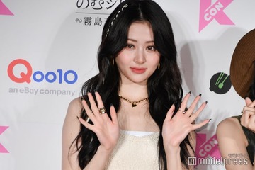 LE SSERAFIMユンジン、大阪公演欠席発表「治療とリハビリに集中する必要がある」名古屋公演に続き 画像