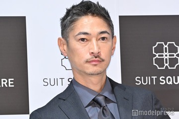 PINKY、夫・窪塚洋介の芸能生活30周年を祝福 夫婦ショットも公開「豪華な会」「素敵」と反響 画像