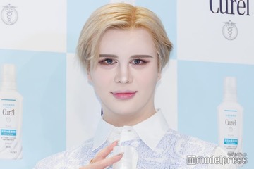 Matt、美人母との2ショット公開「女優さんみたい」「めっちゃ綺麗」と反響 画像