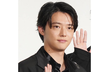 「久しぶりの短髪」櫻井海音、雰囲気ガラリ！イメチェンSHOTにファン悶絶「さらにかっこいい」 画像