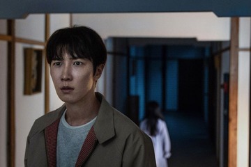 Snow Man渡辺翔太・畑芽育ら「事故物件ゾク 恐い間取り」意味深な場面写真8点解禁 画像