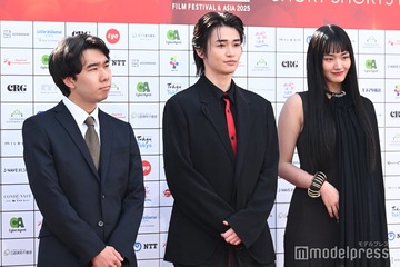 櫻坂46山崎天、ノースリーブドレスで美肌見せ 西垣匠はブラック×レッドのジャケットコーデ【SSFF＆ASIA2025】 画像