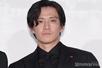 小栗旬、コロナ発生時は海外に きついロックダウン経験「ものすごい不安の中にいた」【フロントライン】 画像