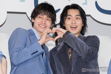 Aぇ! group佐野晶哉、奥平大兼とドライブへ 胸に染みた楽曲明かす「未だにめっちゃ聴いてます」【か「」く「」し「」ご「」と「】 画像