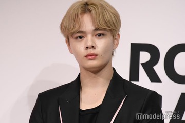 JO1鶴房汐恩、違法賭博報道は「概ね事実」動画で騒動を謝罪「言葉では表せないほど深く後悔」 画像