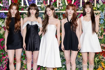 LE SSERAFIM、全身モノトーン衣装で美スタイル 透明感際立つ【Mrs. GREEN APPLE presents「CEREMONY」】 画像