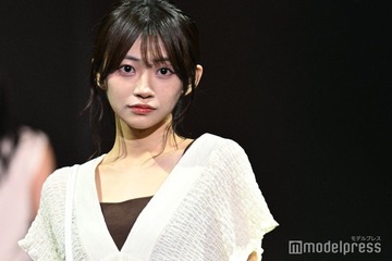 CUTIE STREET板倉可奈、涼しげオールインワンで大人な雰囲気【オキコレ2025】 画像