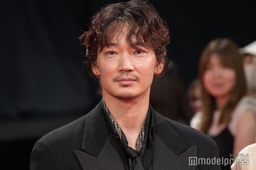 綾野剛、セリフ覚えは徹底的に「どんだけ覚えてても過信しない」ストイックな役者マインド告白 画像