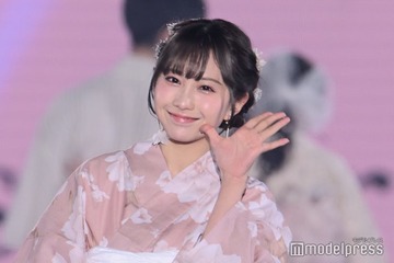 きりたんぽ、美脚透けるミニ丈コーデ「オシャレ」「釘付けのスタイル」と反響 画像