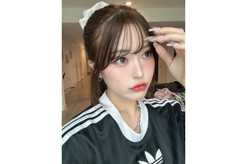 美人クリエイター、派手カラーのイメチェンが話題「透明感爆発」「美しい」 画像