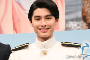 「めおと日和」本田響矢、“ミニ瀧昌”との2ショットに「手の大きさに胸キュン」「コラボ可愛すぎる」と反響 画像