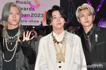 Mrs. GREEN APPLE大森元貴、新曲MVビハインドでの「初出し」場面に言及 若井滉斗＆藤澤涼架とのダンス裏話 画像