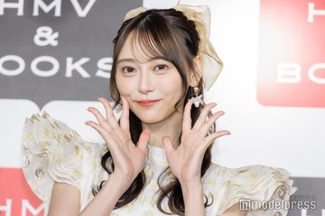 乃木坂46弓木奈於、ノースリーブワンピから美肩見せ「透明感すごい」「肌綺麗」の声 画像