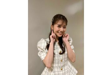 今井美桜、横空きワンピで肌見せ「セクシー」「思わず二度見」の声 画像