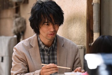 【誘拐の日 第1話】新庄（斎藤工）、天才少女・凛（永尾柚乃）を誘拐 “擬似親子バディ”結成 画像