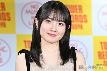 元モー娘。森戸知沙希、ミニ丈ワンピからスラリ美脚披露「手足長い」「似合ってる」の声 画像