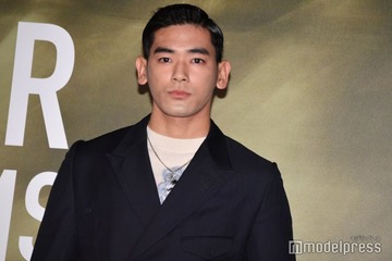 UTA、父・本木雅弘＆母・内田也哉子の秘蔵ショット公開＆結婚30周年祝福「映画の1シーンのよう」「オーラが凄まじい」の声 画像