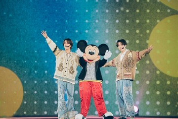 ミッキーマウス、King ＆ Princeライブにサプライズ登場 “世界初”出演に会場ざわめく【ライブレポ／～Re:ERA～ in DOME】 画像