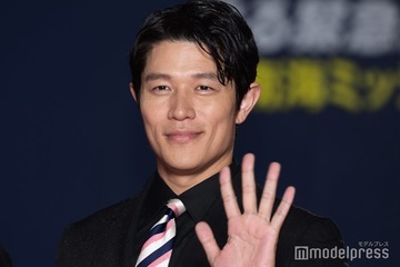 鈴木亮平、豪雨でイベント時間短縮に ファンへ神対応「すぐに勇気を持って出るように」【TOKYO MER～走る緊急救命室～南海ミッション】 画像