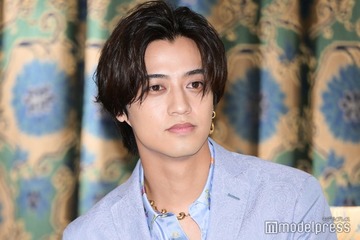 キンプリ高橋海人、インテリアのこだわり明かす ほしいものは“エトロの色彩感覚” 画像