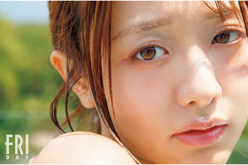 森香澄、美脚＆美バスト輝く「FRIDAY」異例の3度目登場で未発表カット放出 画像