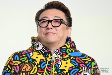福田雄一監督、三浦春馬さんの命日に秘蔵ショット公開「天国で大好きなお芝居してくれてるといいなあ」 画像