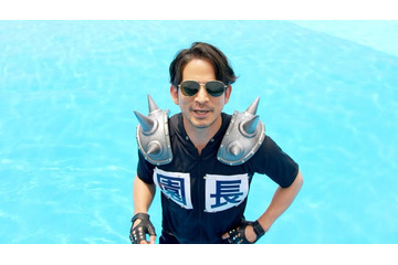 岡田准一“園長”の遊園地、マクドナルドと奇跡のコラボ 新CMで歌声披露 画像