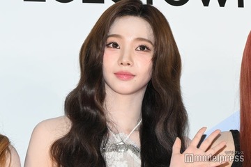aespaカリナ、黒髪ぱっつんヘアで雰囲気ガラリ「新鮮で可愛すぎ」「ビジュ爆発してる」の声 画像