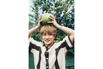 GENERATIONS白濱亜嵐、“愉快な陽キャ全開”本体表紙解禁 ありのままの姿見せる【Hallelujah!!】 画像